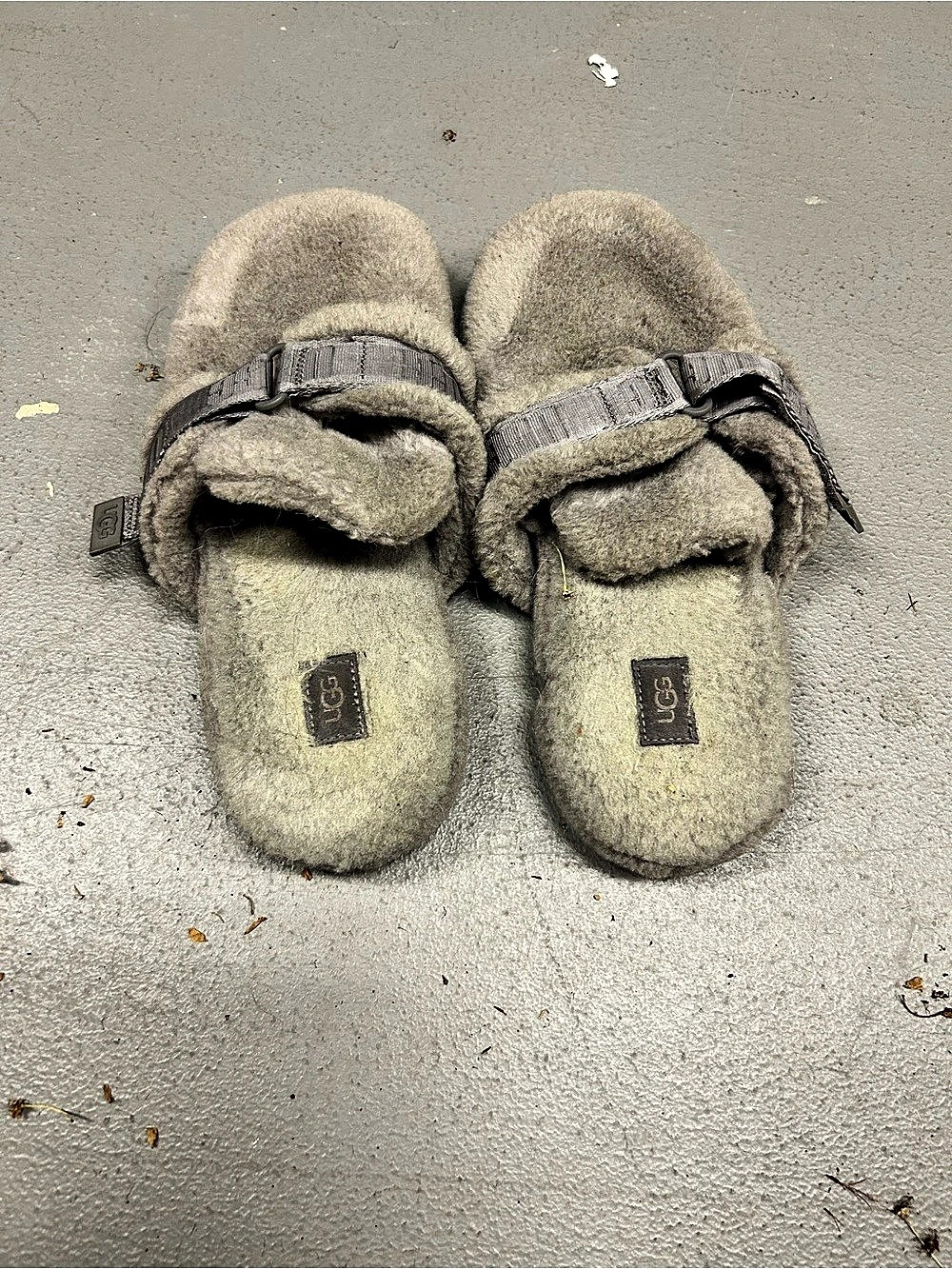 UGG Scuffette II Suede Slippers in Gray US 9